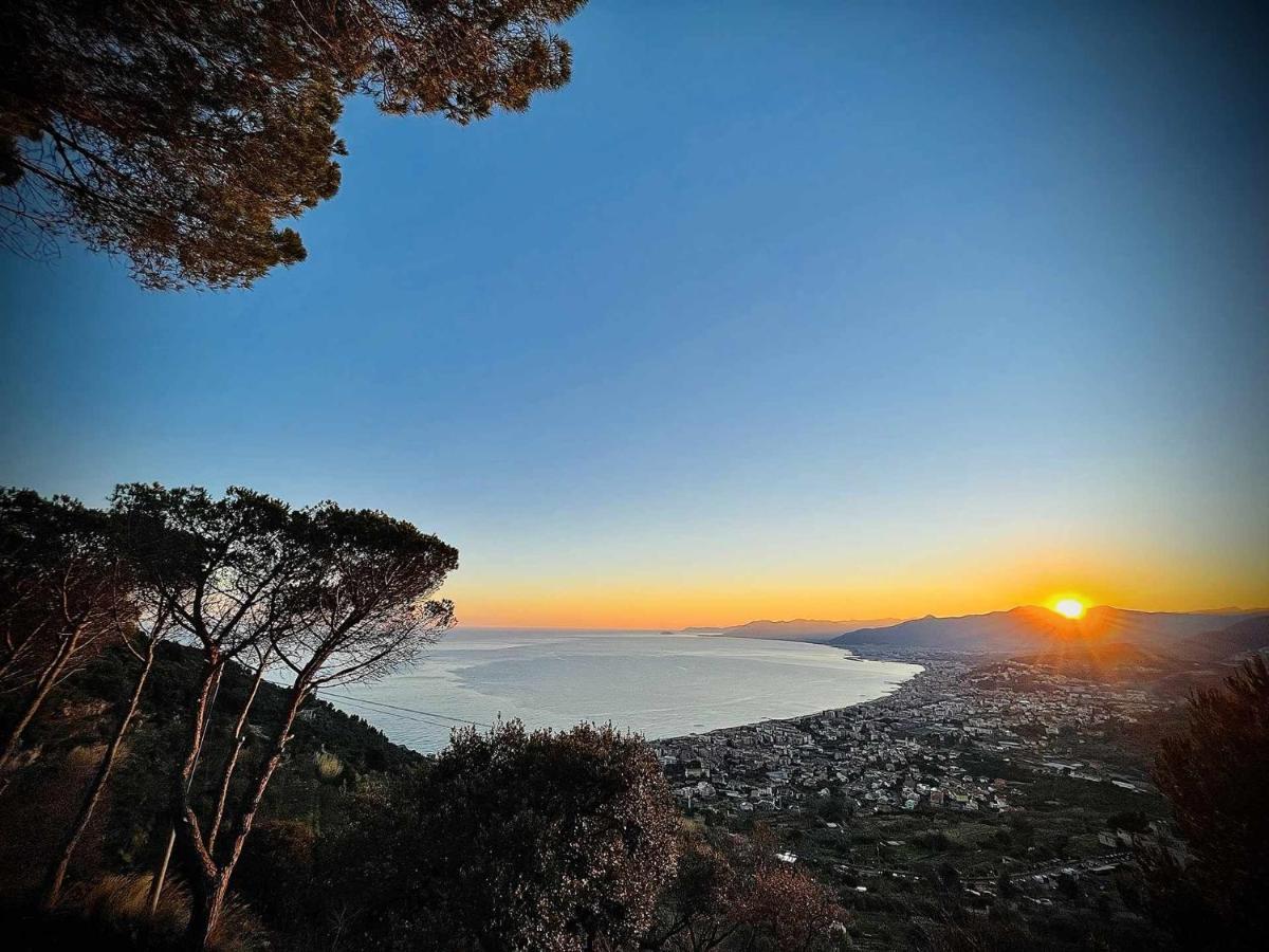 Le Torri Riviera Holiday Albenga Kültér fotó